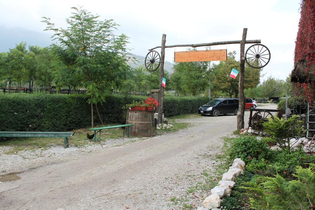Agriturismo Al Ranch Castello d'Aviano Екстер'єр фото